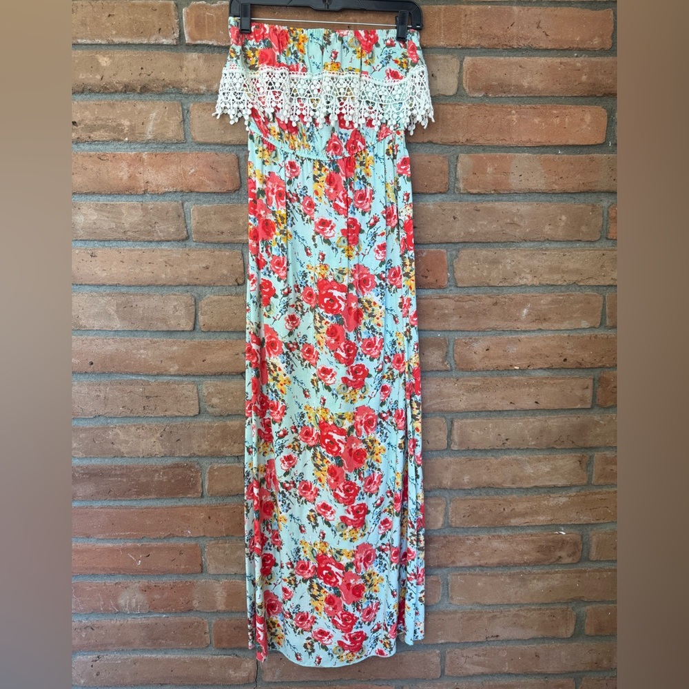 Floral strapless Maxi dress